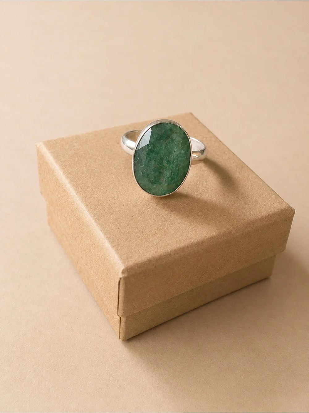 Oval Green Aventurine Ring Size 8.5/ Faceted Natural Stone/Unmarked Silver Tone